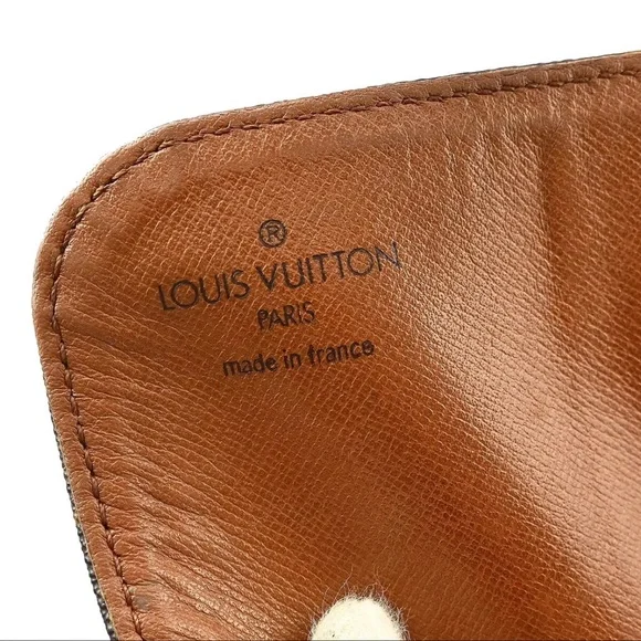 Louis Vuitton Tan and Brown Monogram Crossbody Bag PRE-OWNED - Picture 3 of 12